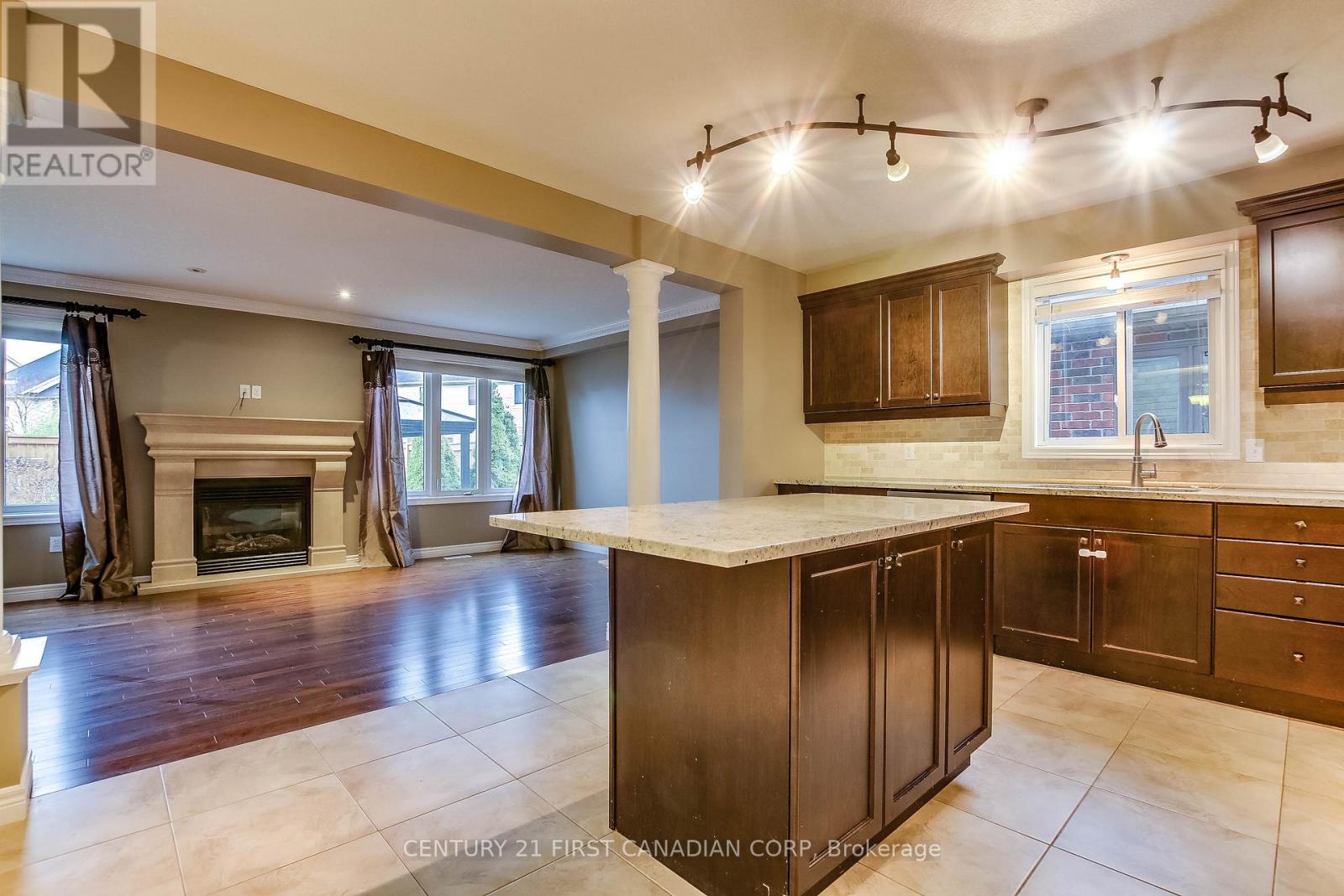 1048 Silverfox Drive, London North, Ontario  N6G 0G2 - Photo 21 - X12125508