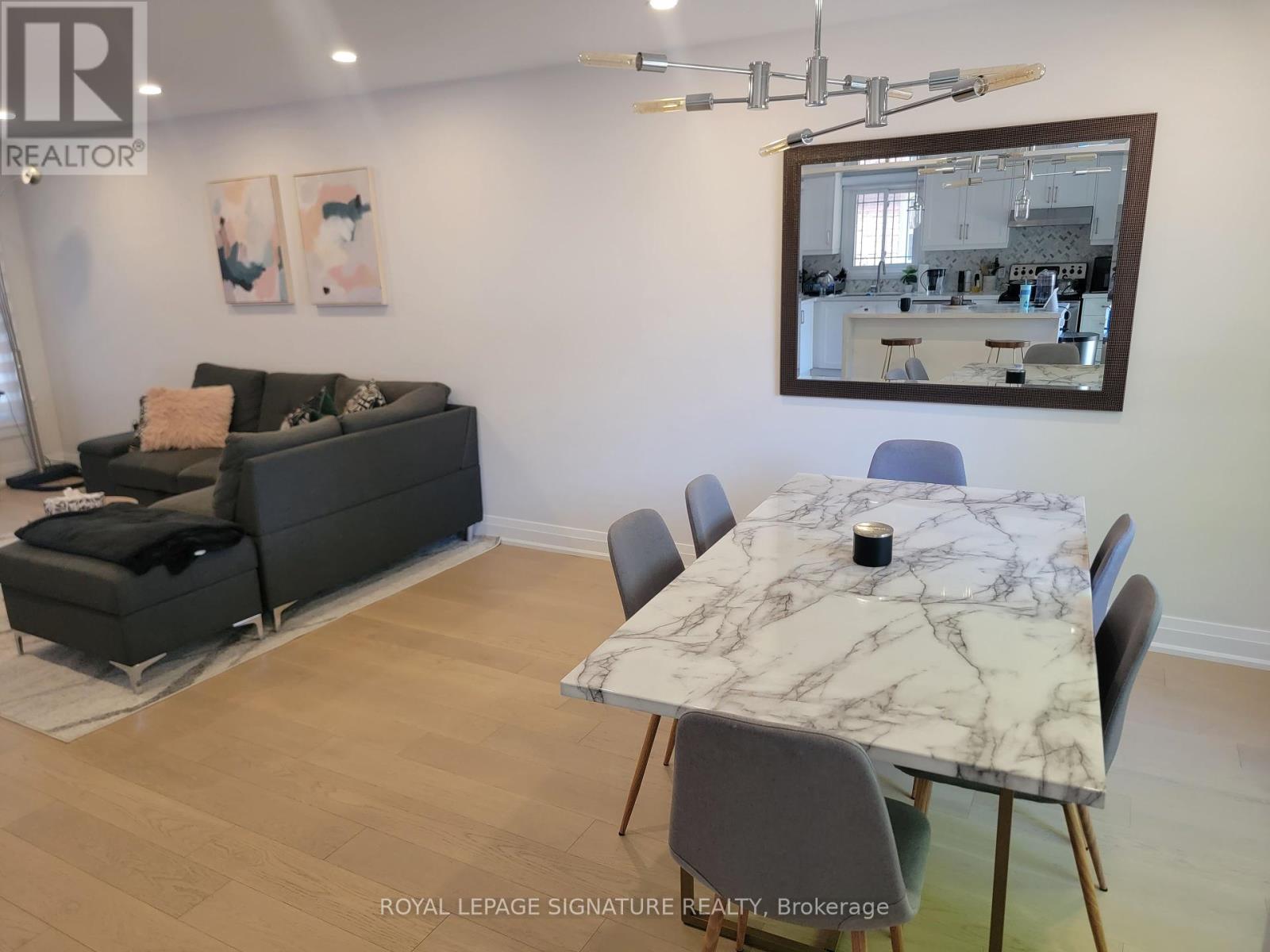 Upper - 6429 Longspur Road, Mississauga, Ontario  L5N 6E3 - Photo 5 - W12190936