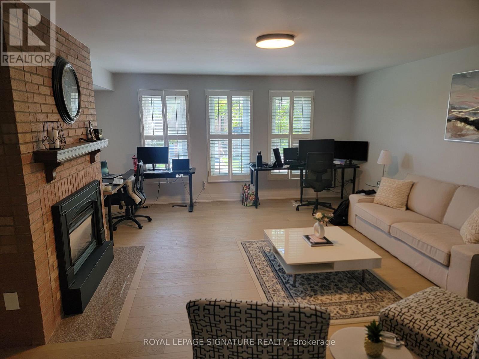 Upper - 6429 Longspur Road, Mississauga, Ontario  L5N 6E3 - Photo 8 - W12190936
