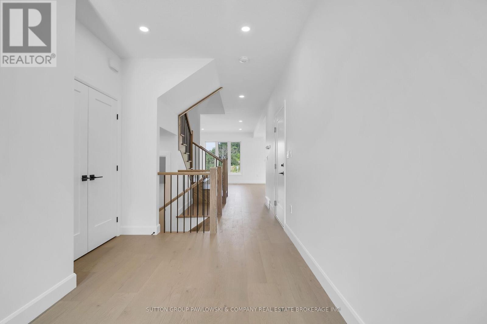 27 - 414 Old Wonderland Road, London South (South N), Ontario  N6K 3R2 - Photo 6 - X12190954