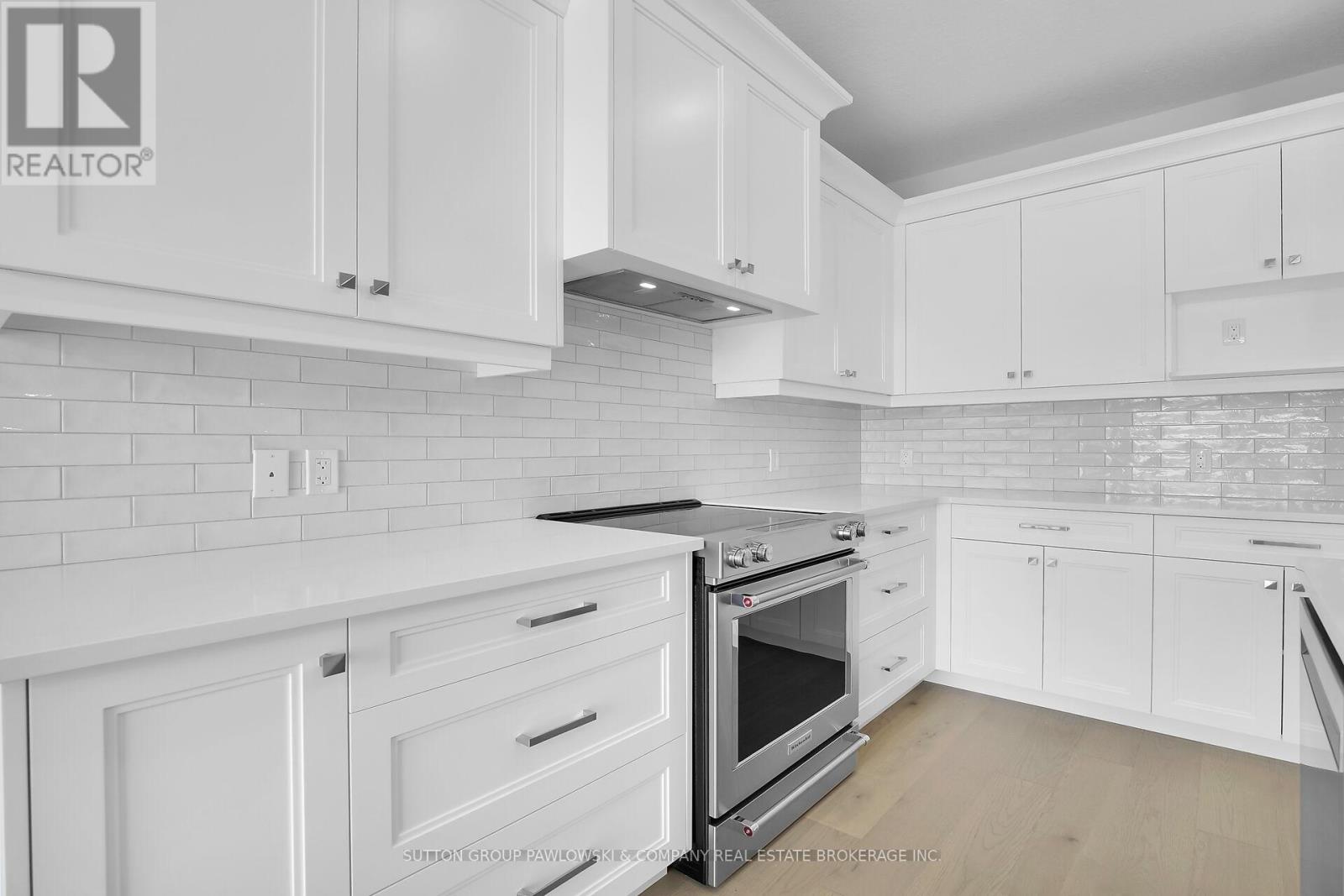 29 - 414 Old Wonderland Road, London South (South N), Ontario  N6K 3R2 - Photo 11 - X12190962