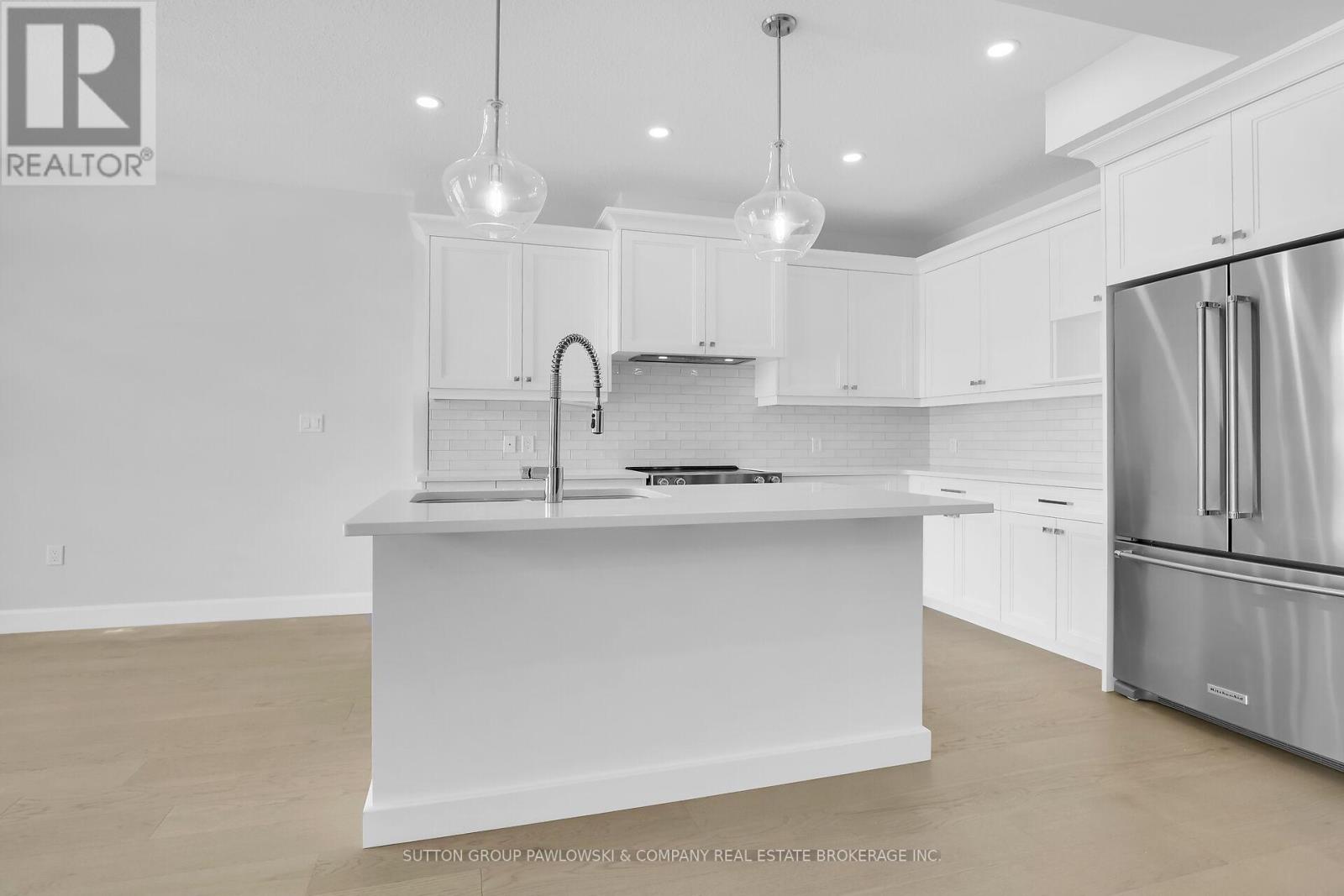 29 - 414 Old Wonderland Road, London South (South N), Ontario  N6K 3R2 - Photo 8 - X12190962