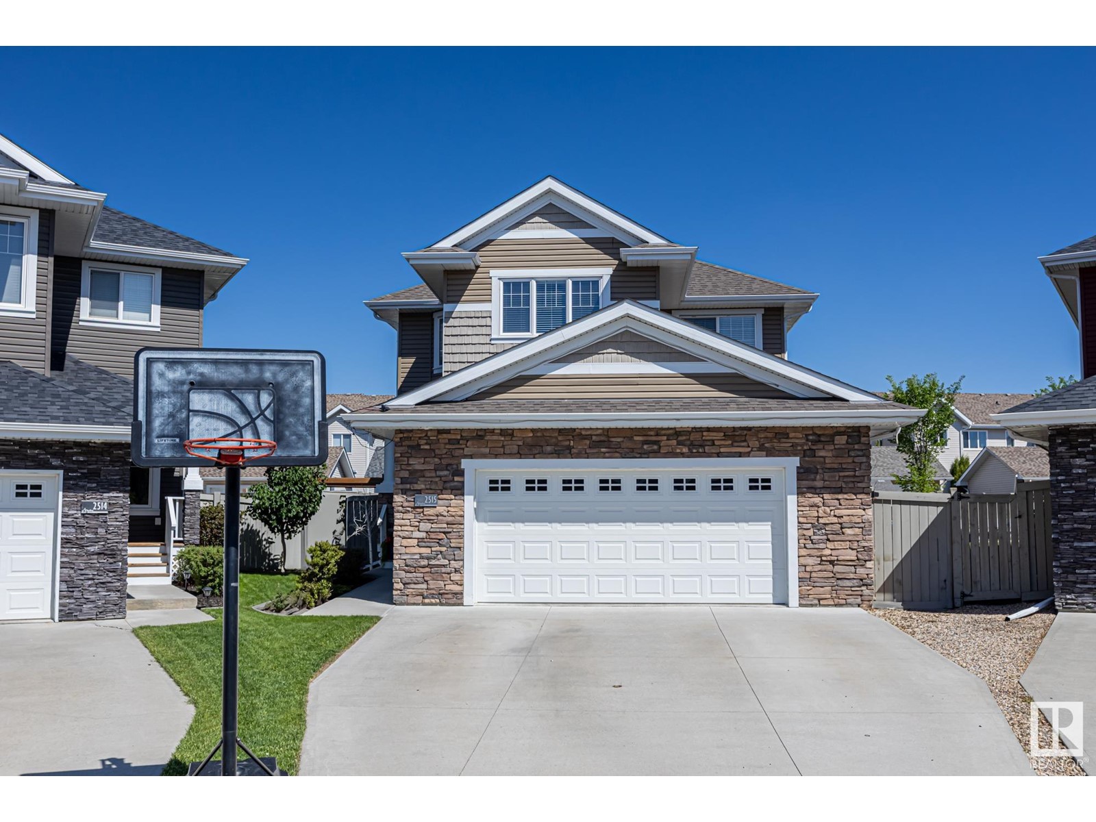 2515 Sparrow Court Nw, Edmonton, Alberta  T5S 0G7 - Photo 2 - E4435178