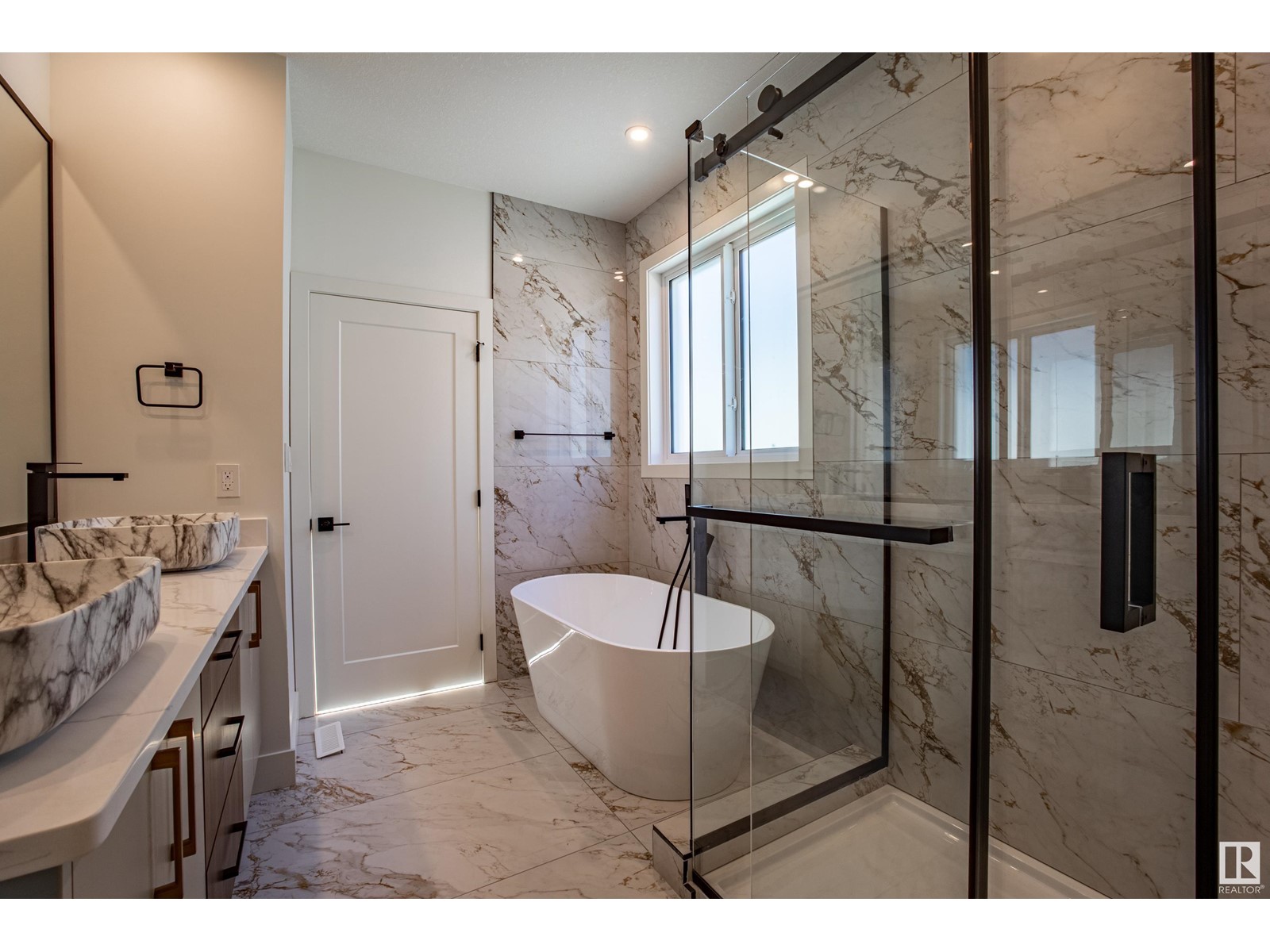 6115 Crawford Dr Sw, Edmonton, Alberta  T6W 4L8 - Photo 44 - E4415293