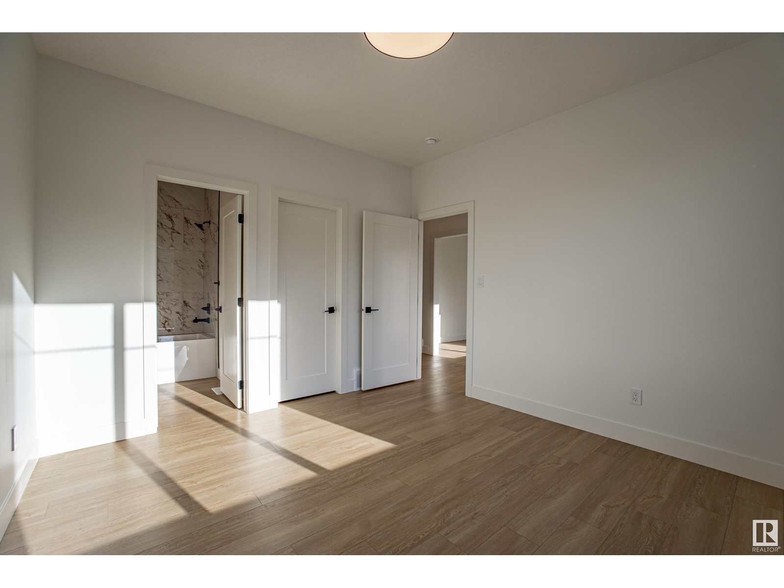 6115 Crawford Dr Sw, Edmonton, Alberta  T6W 4L8 - Photo 33 - E4415293