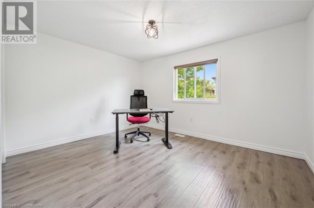 598 Woolgrass Avenue, Waterloo, Ontario  N2V 2X8 - Photo 30 - 40733660