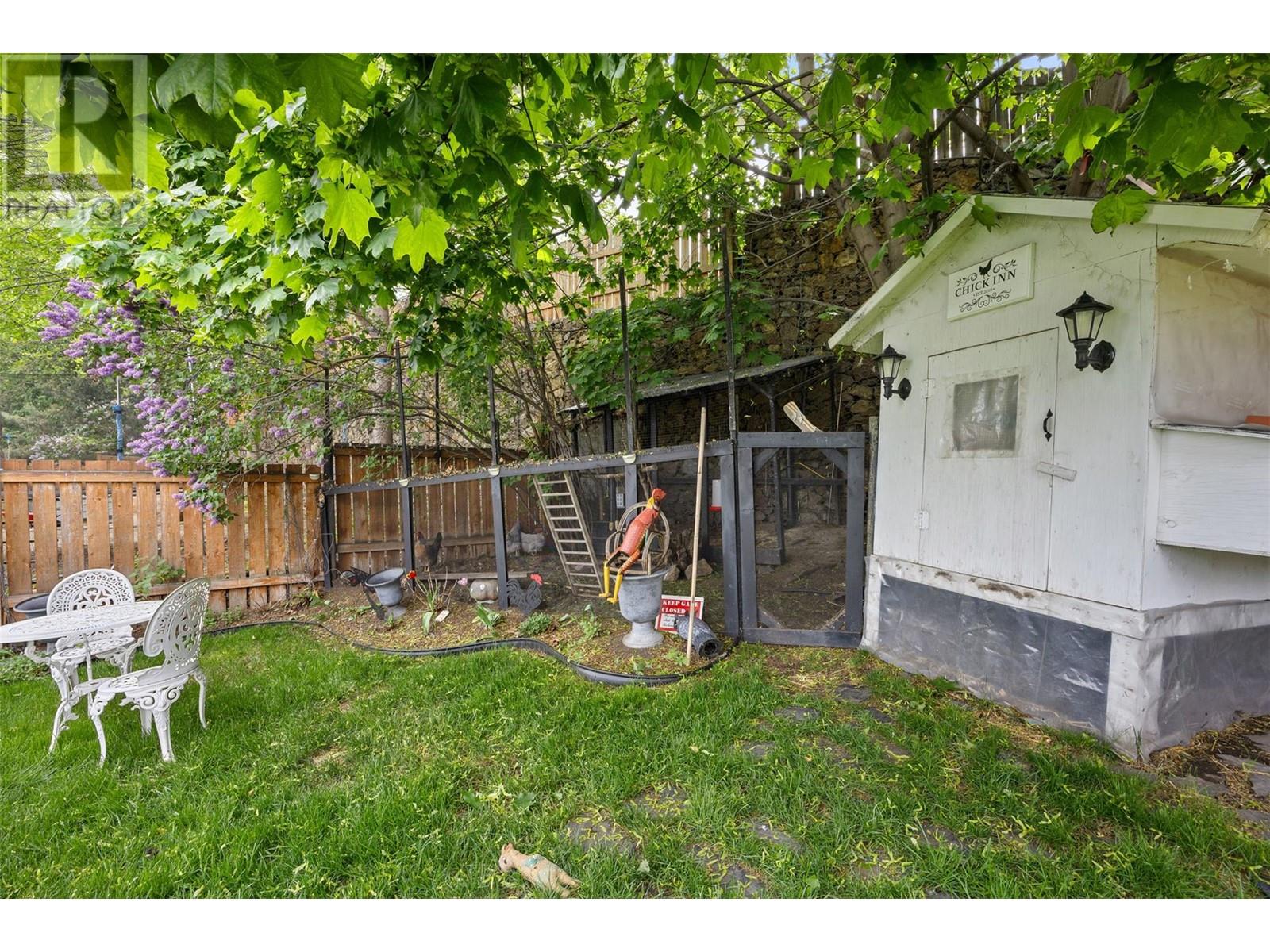 2332 Bramble Lane, Kamloops, BC V1S1Y6