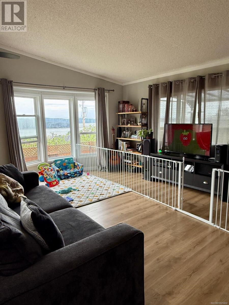 1792 Jordan Pl, Port Mcneill, British Columbia  V0N 2R0 - Photo 8 - 1001402