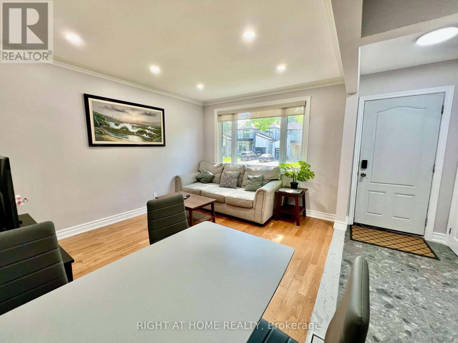 Property at 133 BROOKLAWN AVENUE image 3