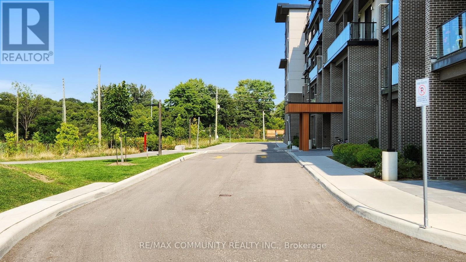 Property at 312 - 9700 NINTH LINE image 2