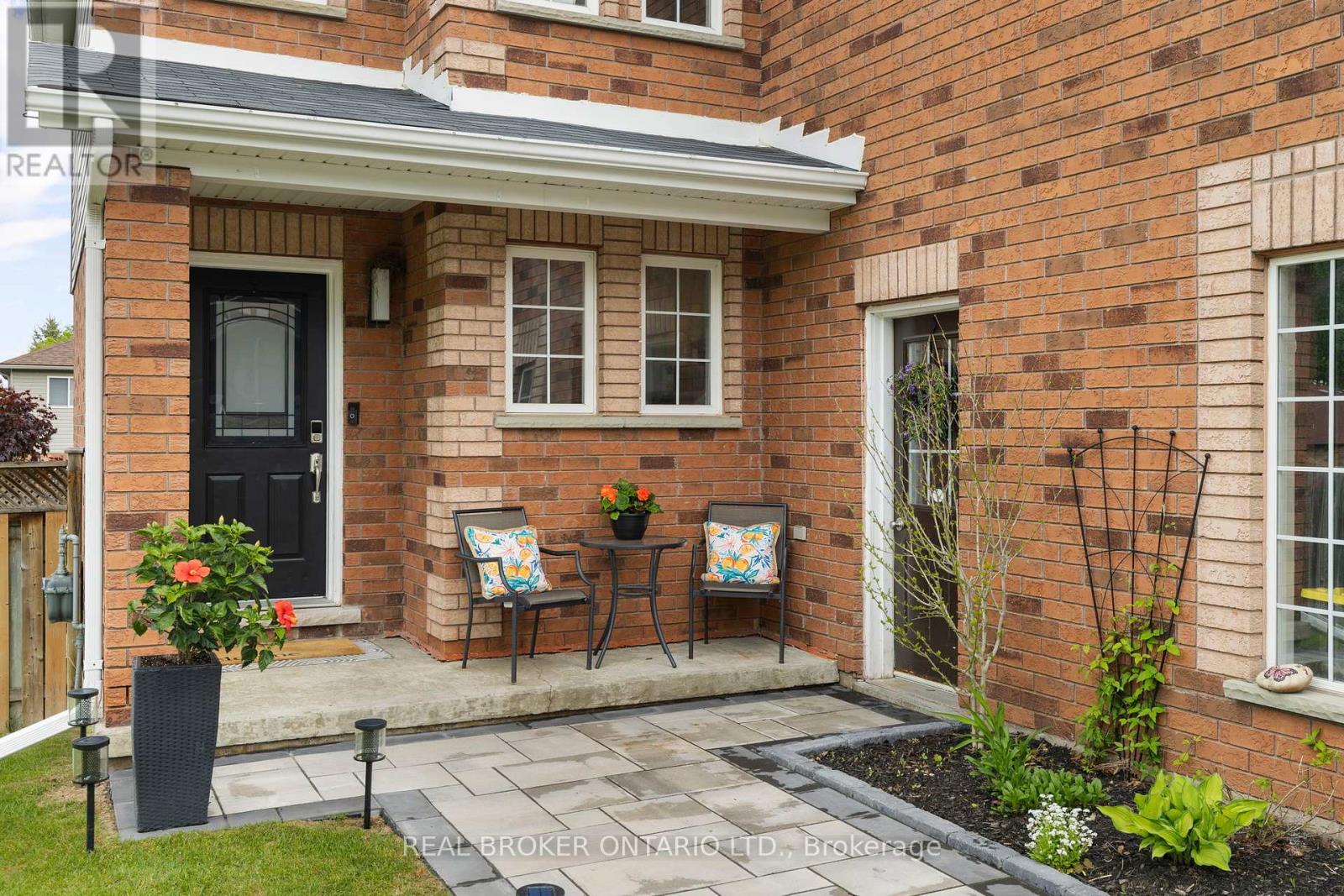 85 Vanessa Drive, Orillia, Ontario  L3V 7W9 - Photo 5 - S12190955