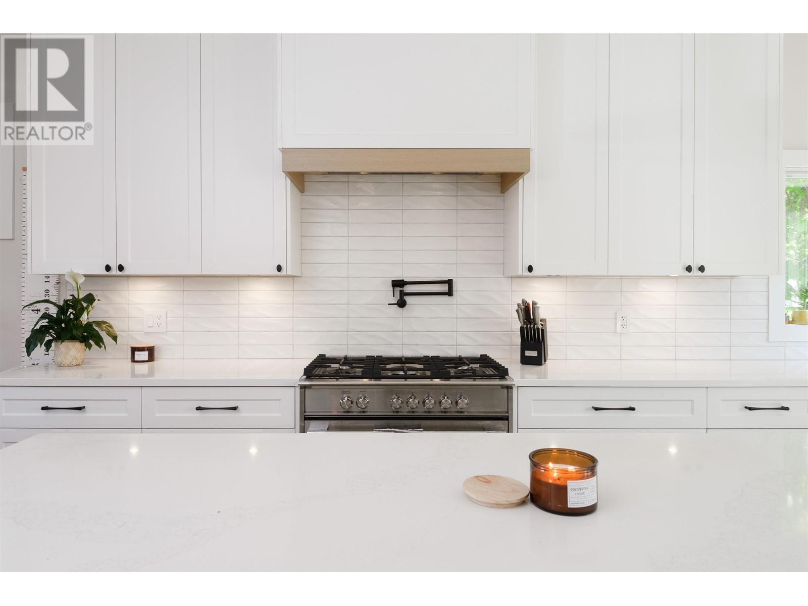 828 E 32nd Avenue, Vancouver, British Columbia  V5V 2Y8 - Photo 5 - R3009644