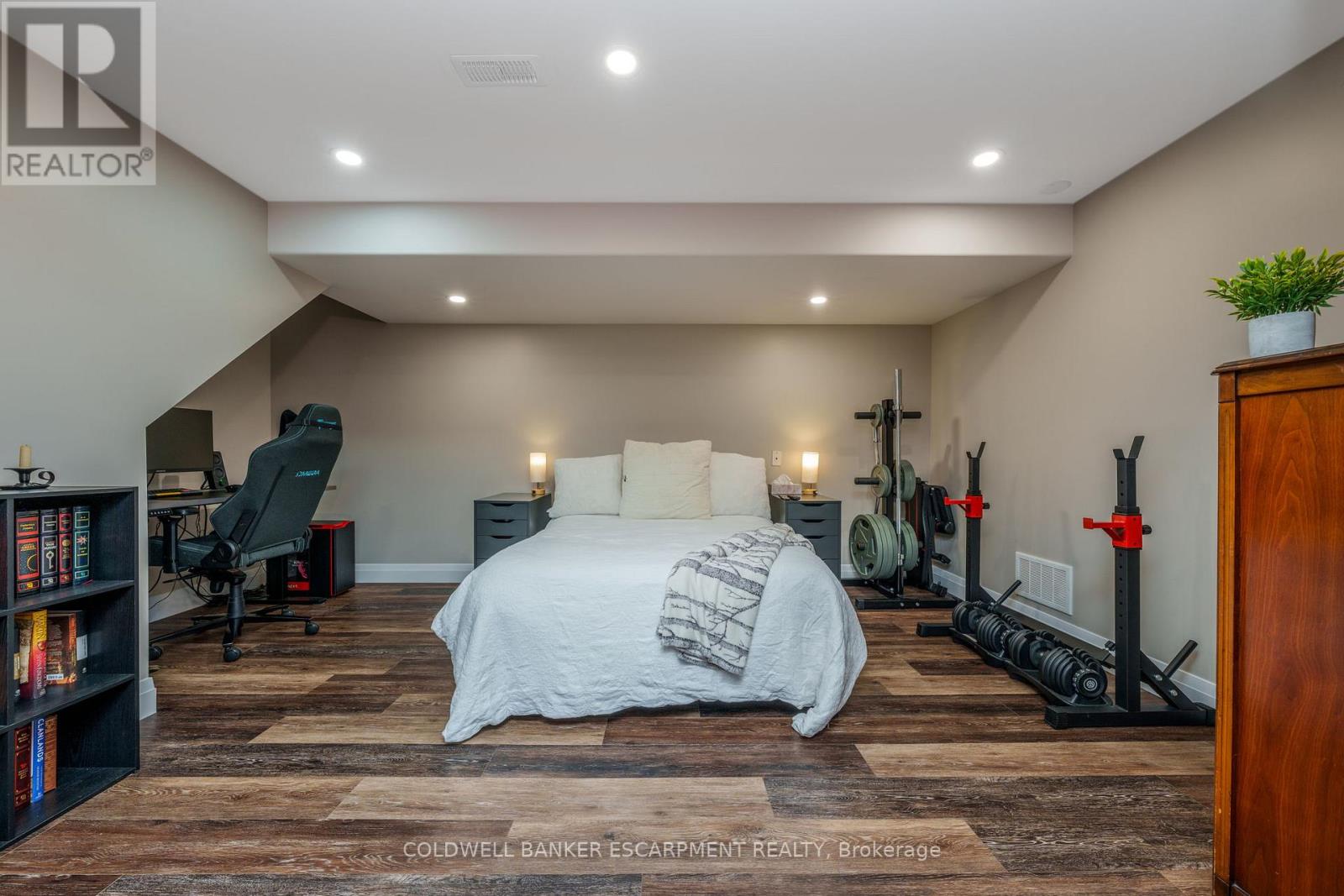 59 Mowbray Place, Halton Hills (Ac Acton), Ontario  L7J 2J9 - Photo 29 - W12190953