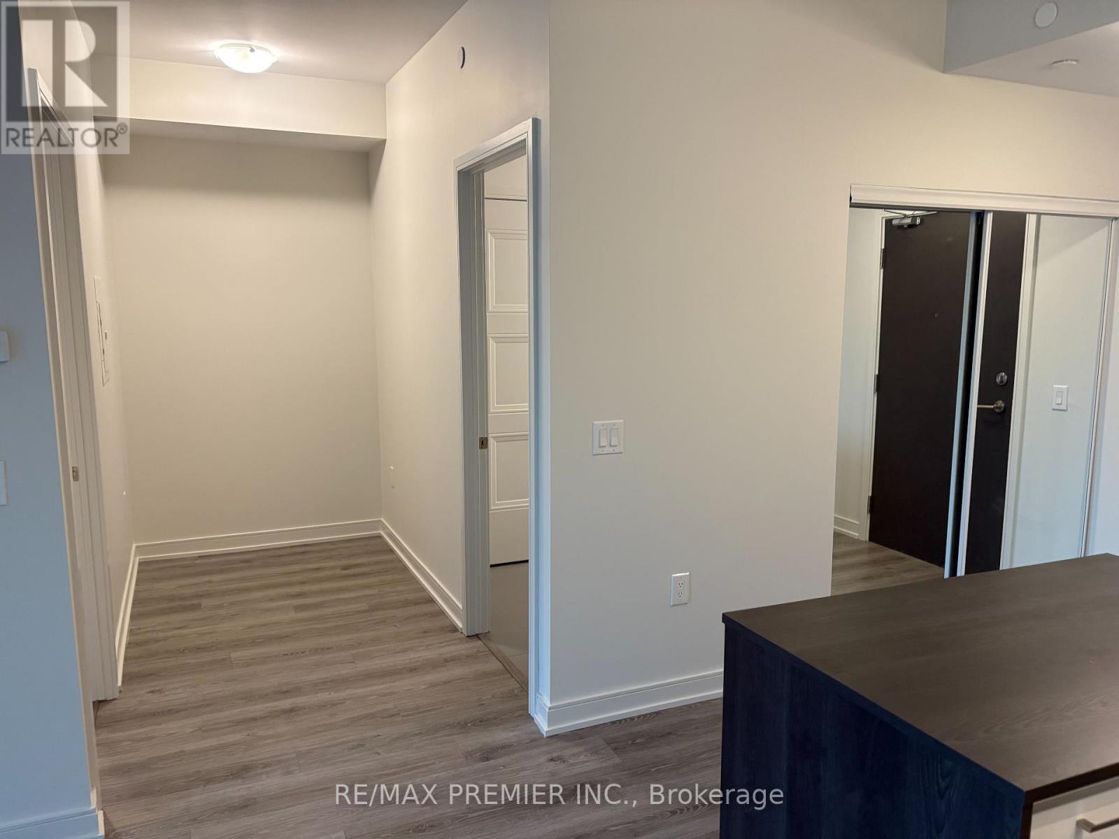 510 - 25 Neighbourhood Lane, Toronto, Ontario  M9Y 0C4 - Photo 6 - W12190964