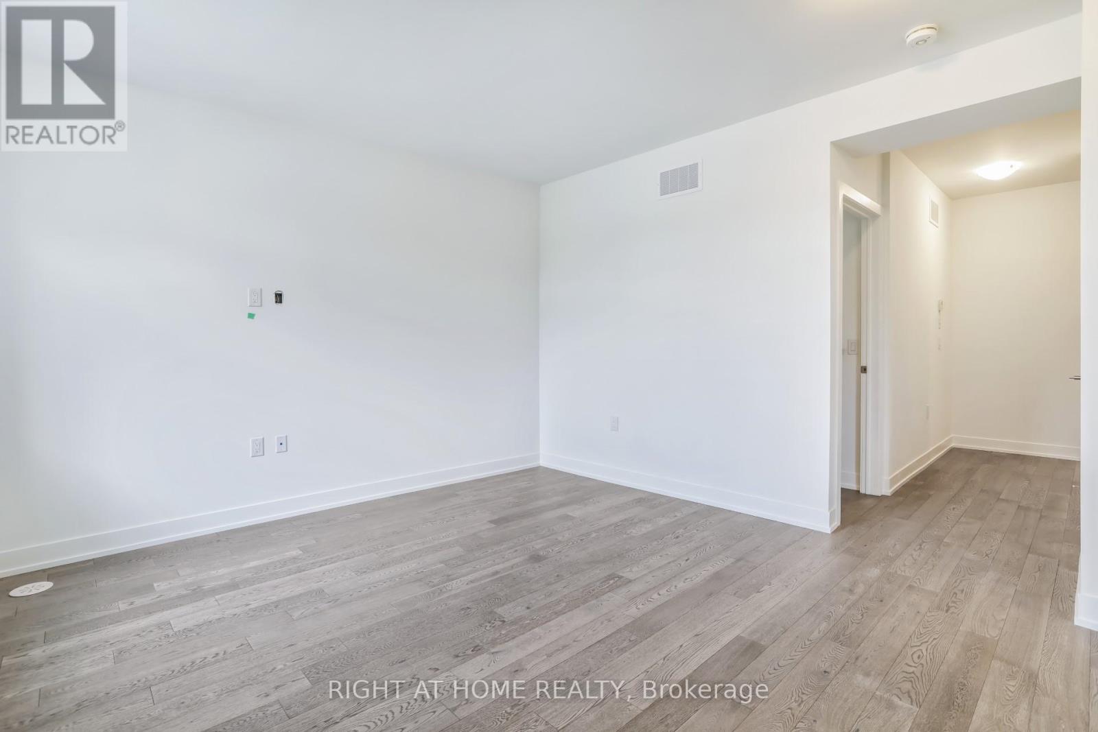 152 - 1075 Douglas Mccurdy Comm Road, Mississauga, Ontario  L5G 0C6 - Photo 33 - W12190992