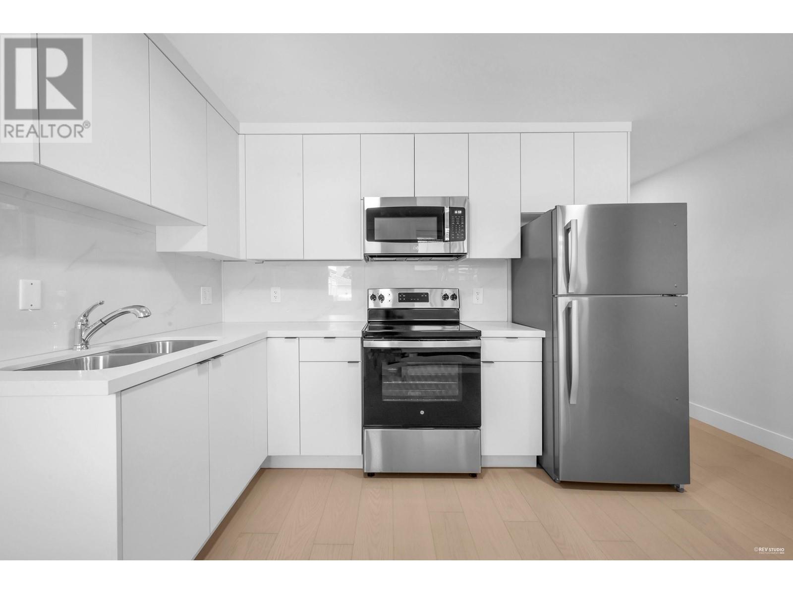 3415 Seafotth Drive, Vancouver, British Columbia  V5M 4C6 - Photo 25 - R3010300