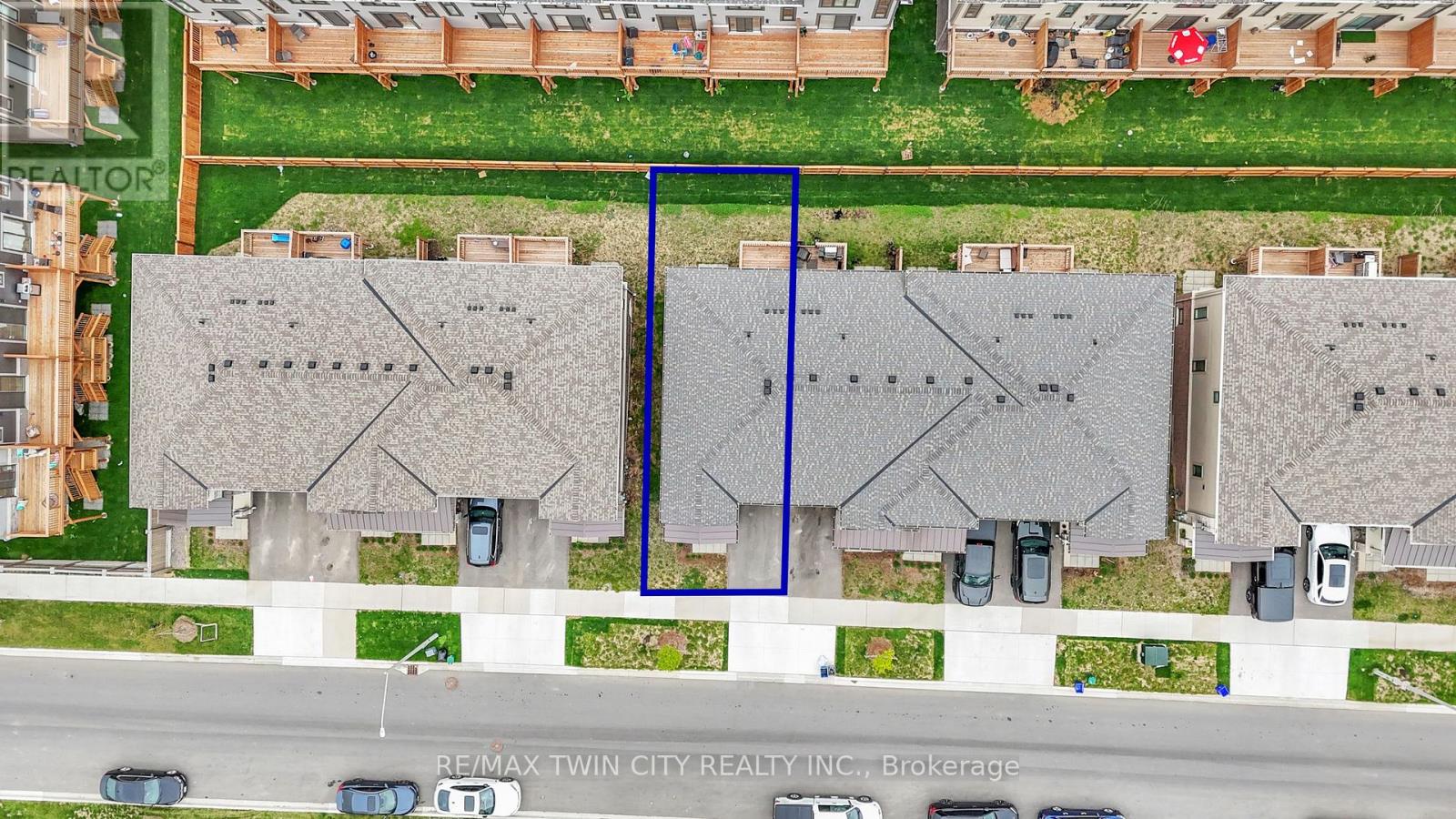 26 Birmingham Drive, Cambridge, Ontario  N1S 0C7 - Photo 6 - X12190969