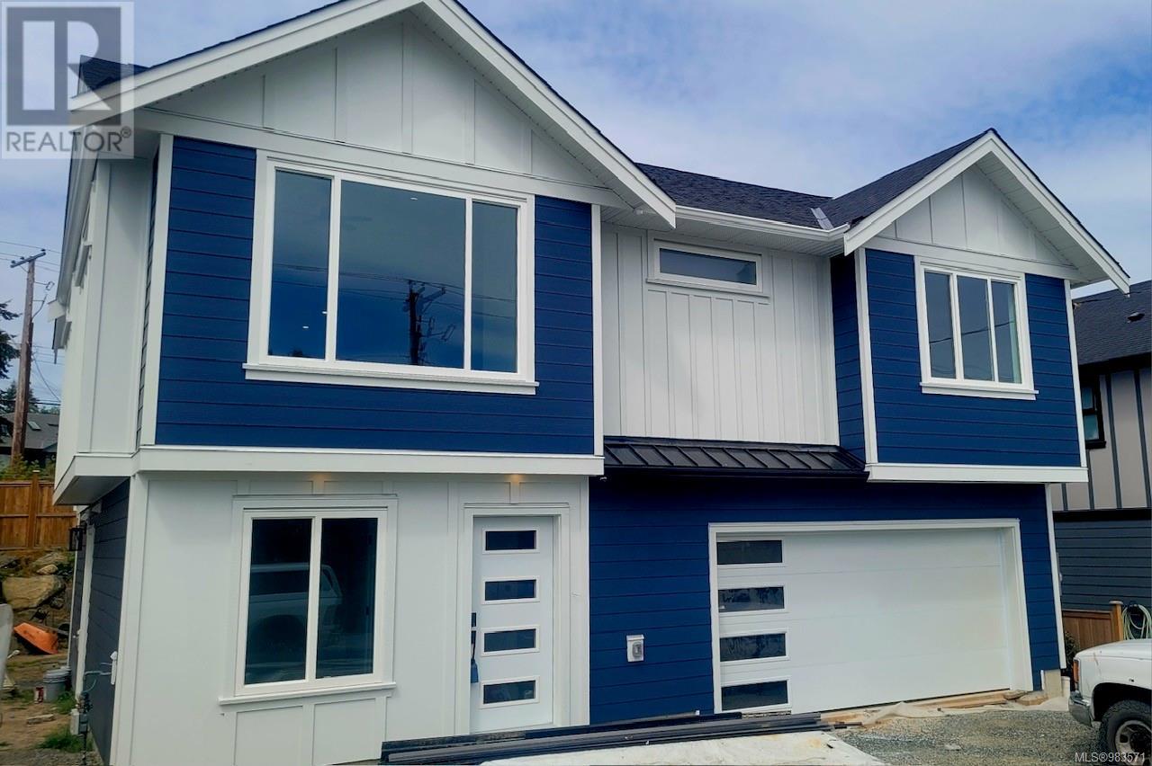 Property at 7072 Central Saanich Rd image 3