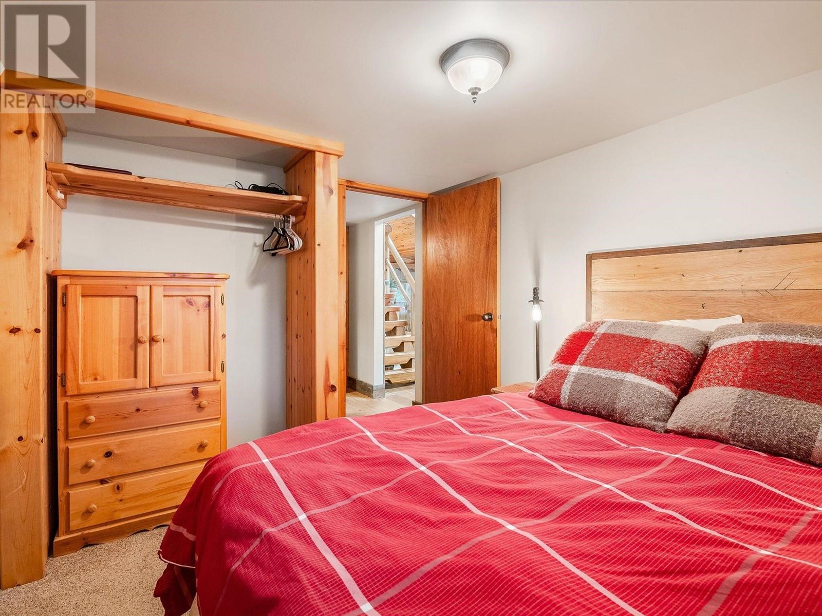 6554 Balsam Way, Whistler, British Columbia  V8E 0C5 - Photo 13 - R3010085