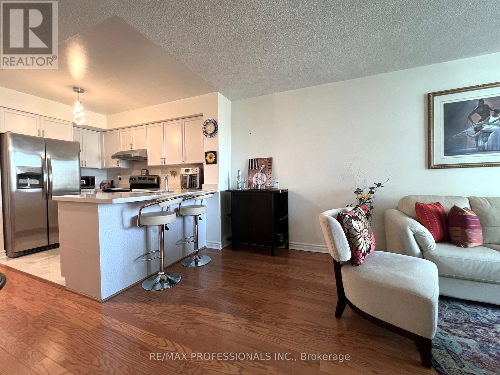 708 - 33 Elm Drive W, Mississauga, Ontario  L5B 4M2 - Photo 15 - W12190993