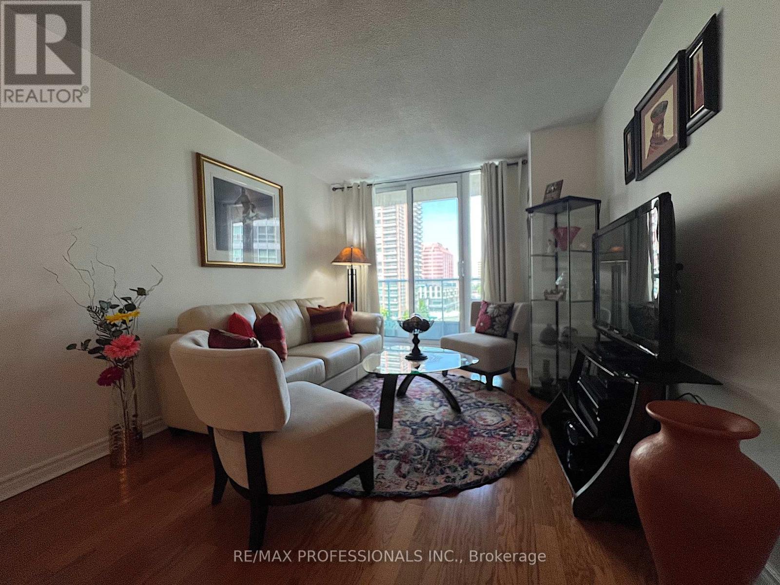708 - 33 Elm Drive W, Mississauga, Ontario  L5B 4M2 - Photo 16 - W12190993