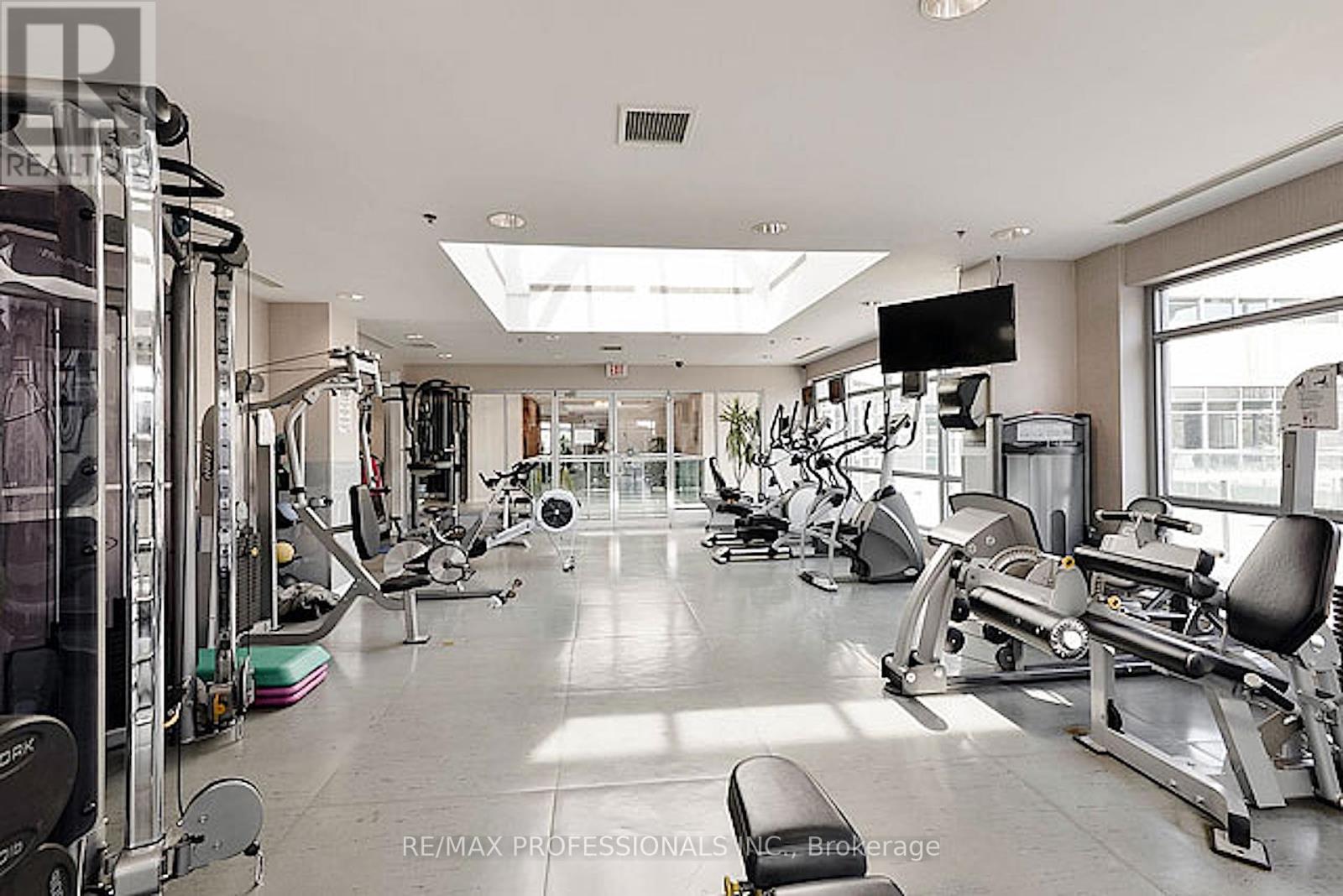 708 - 33 Elm Drive W, Mississauga, Ontario  L5B 4M2 - Photo 42 - W12190993