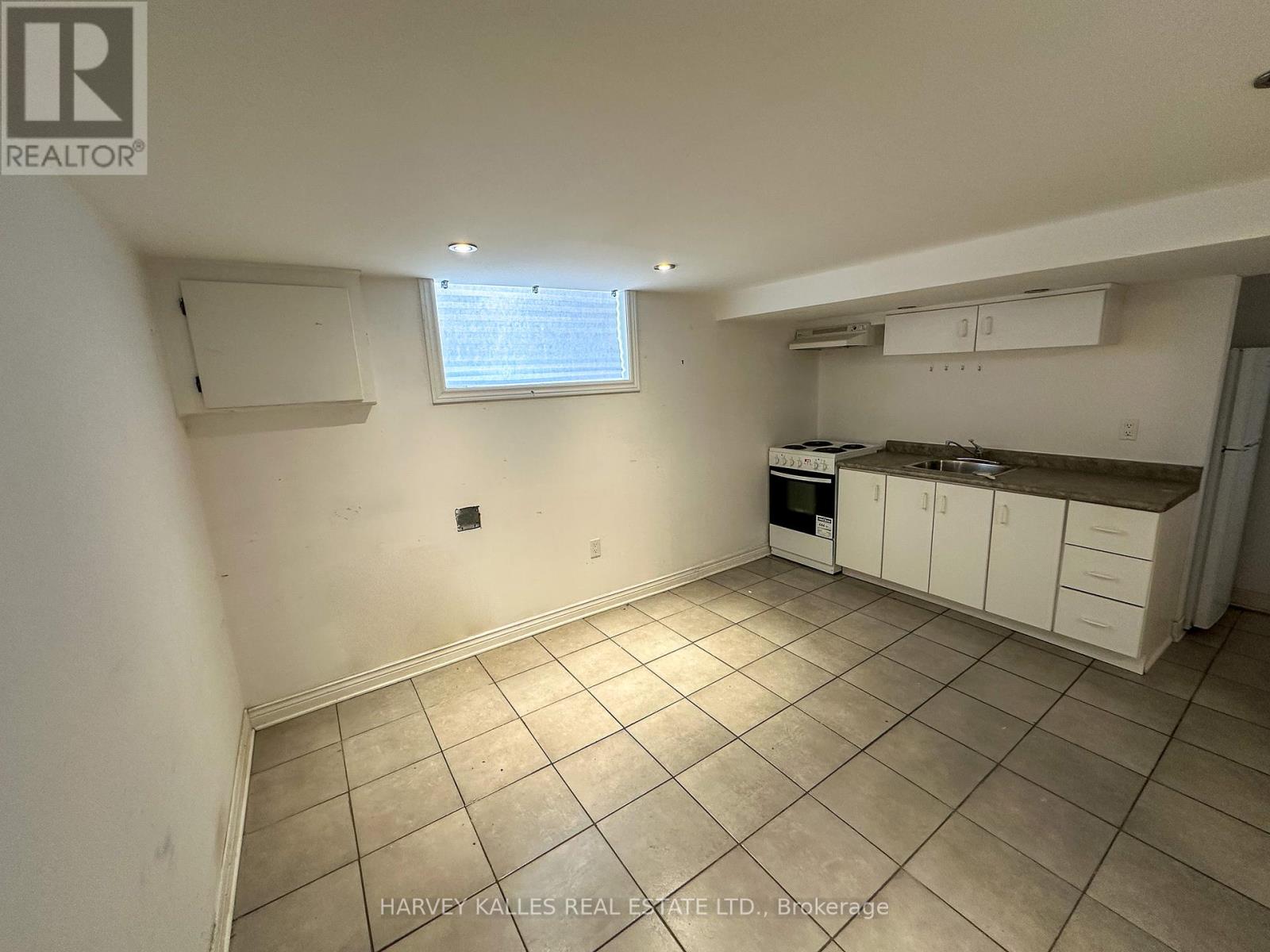 105 Ormond Street N, Thorold, Ontario  L2V 1Z3 - Photo 16 - X12191002