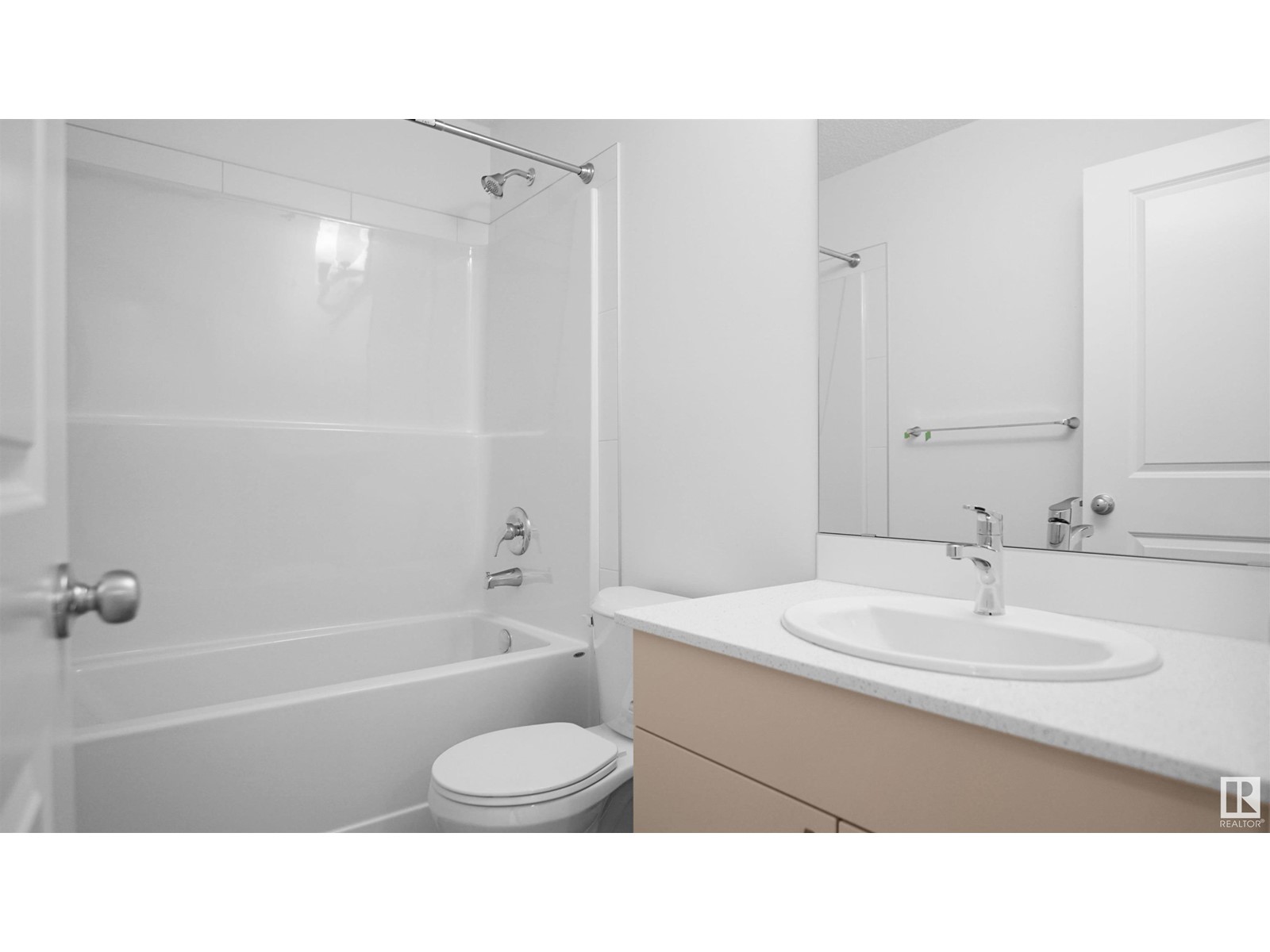#33 525 Secord Bv Nw, Edmonton, Alberta  T5T 4A4 - Photo 25 - E4440012