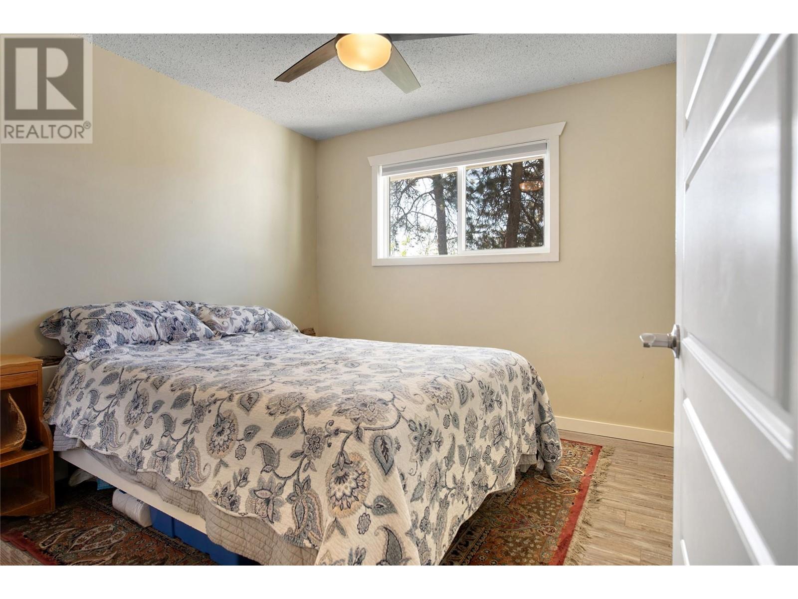 10592 Sherman Drive, Lake Country, BC V4V1W2