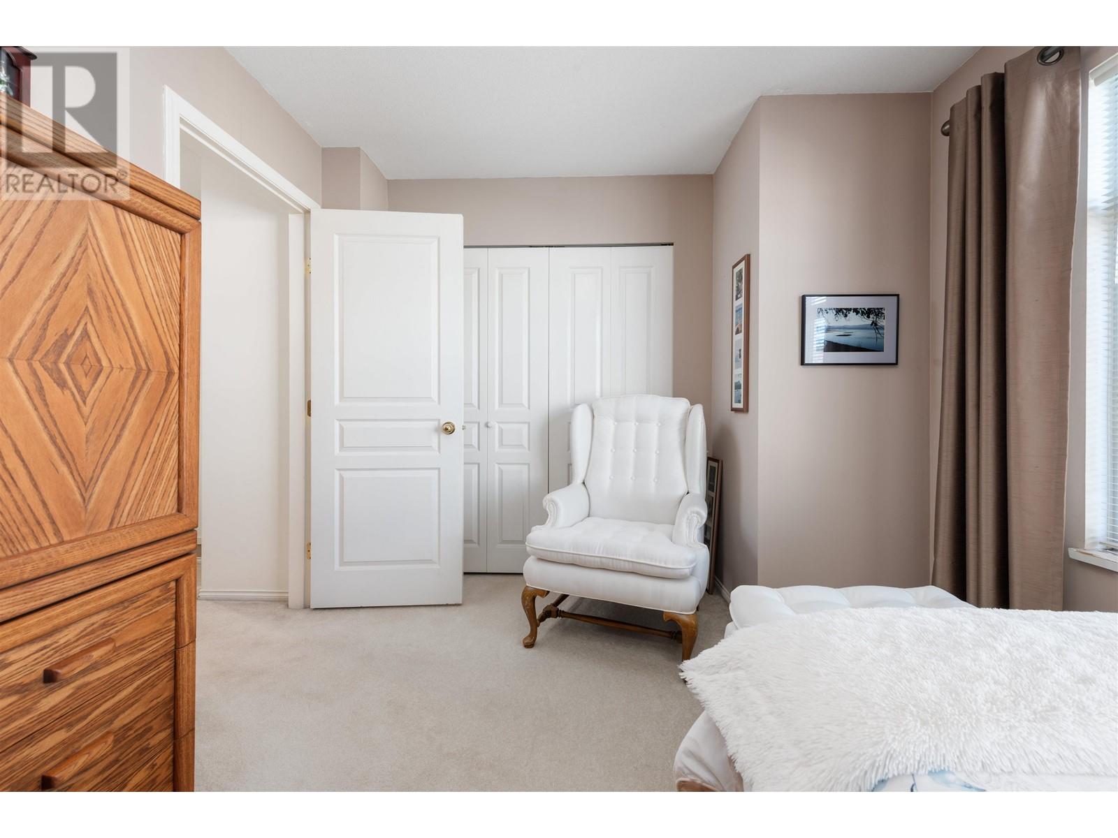 Property at 5 6179 NO. 1 ROAD image 3
