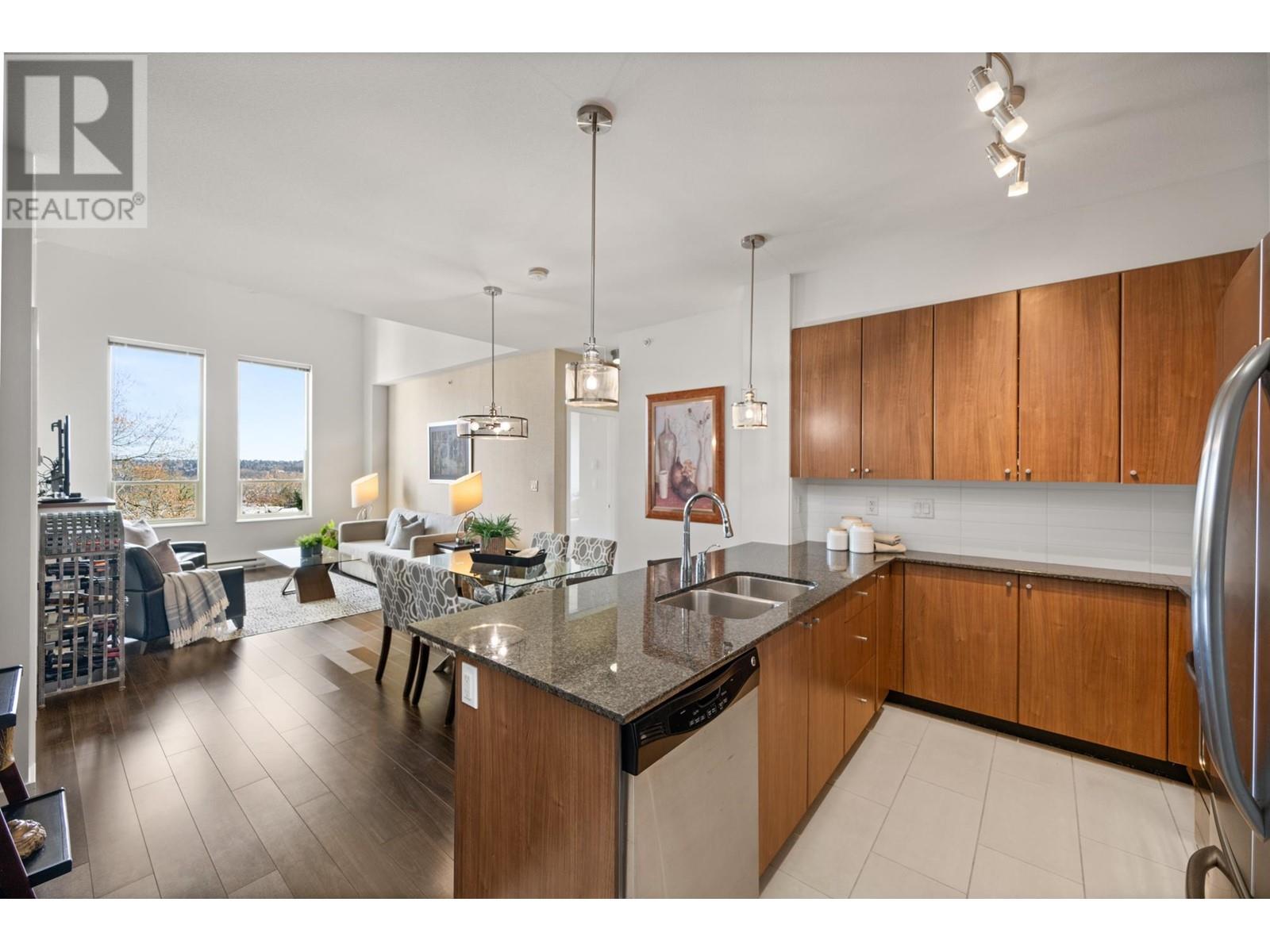 405 245 Ross Drive, New Westminster, British Columbia  V3L 0C6 - Photo 11 - R3008097