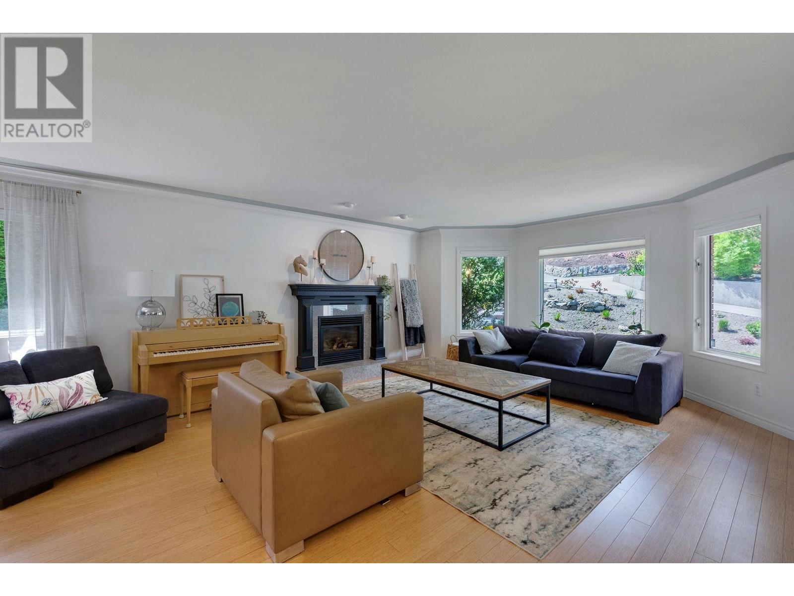 Property at 1575 West Kelowna Road image 2