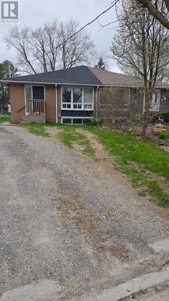 LOWER - 63 MARLIN COURT, Newmarket, Ontario