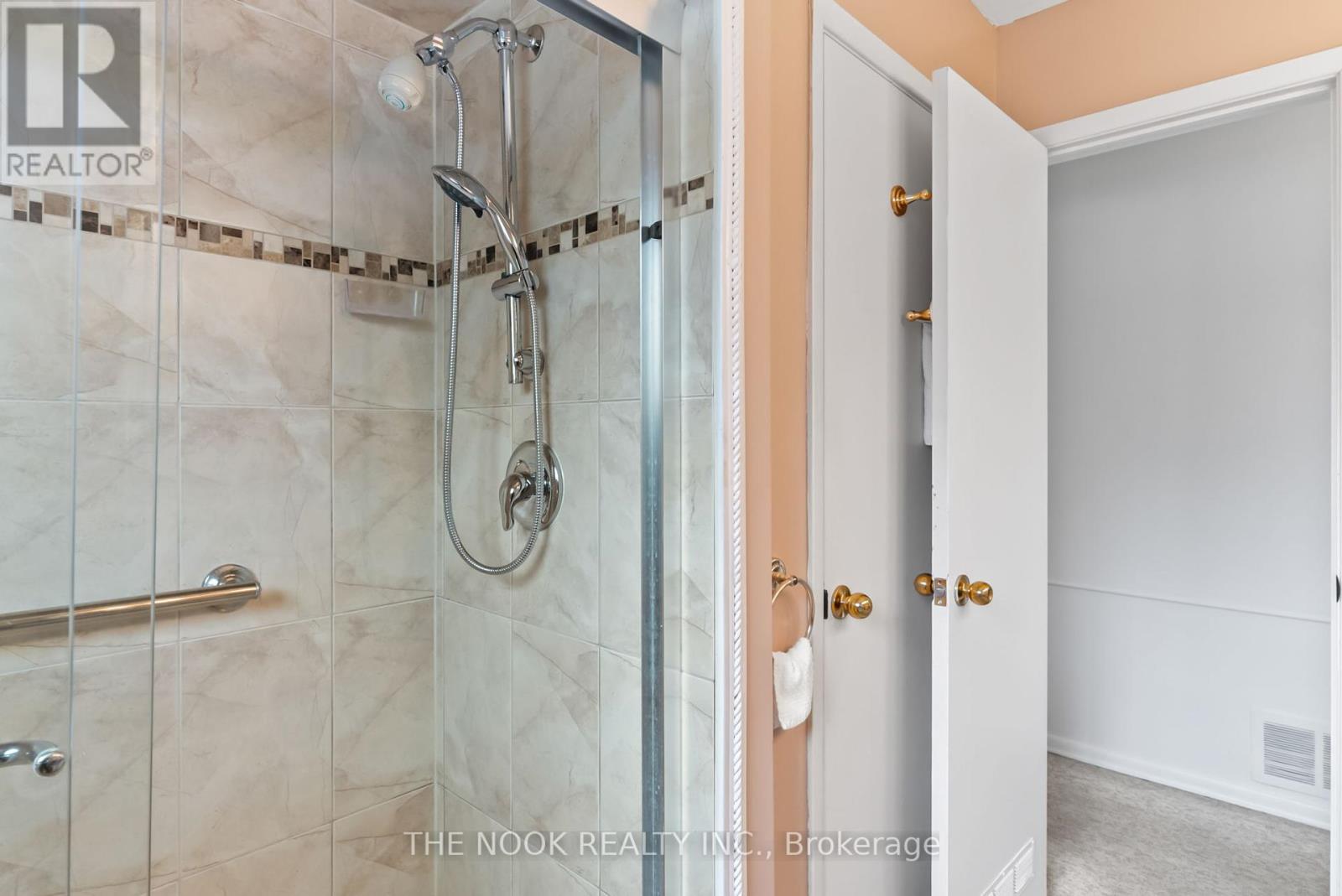 14 Carwin Crescent, Ajax, Ontario  L1S 6G6 - Photo 18 - E12191068