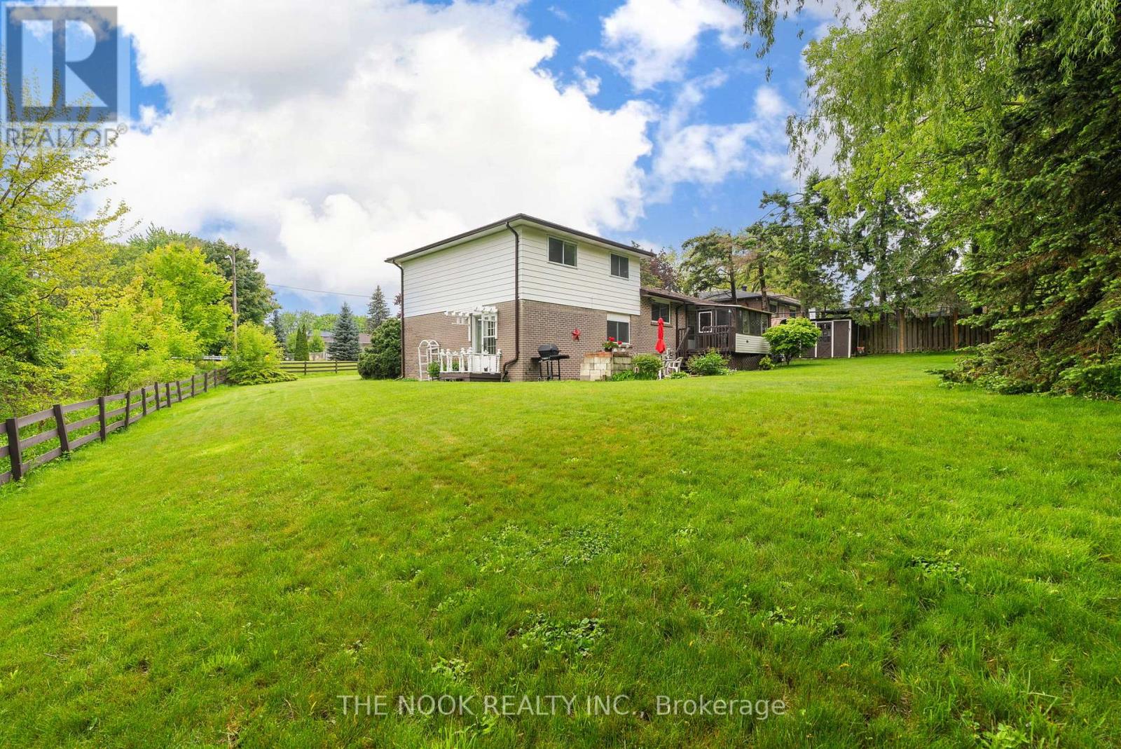 14 Carwin Crescent, Ajax, Ontario  L1S 6G6 - Photo 2 - E12191068