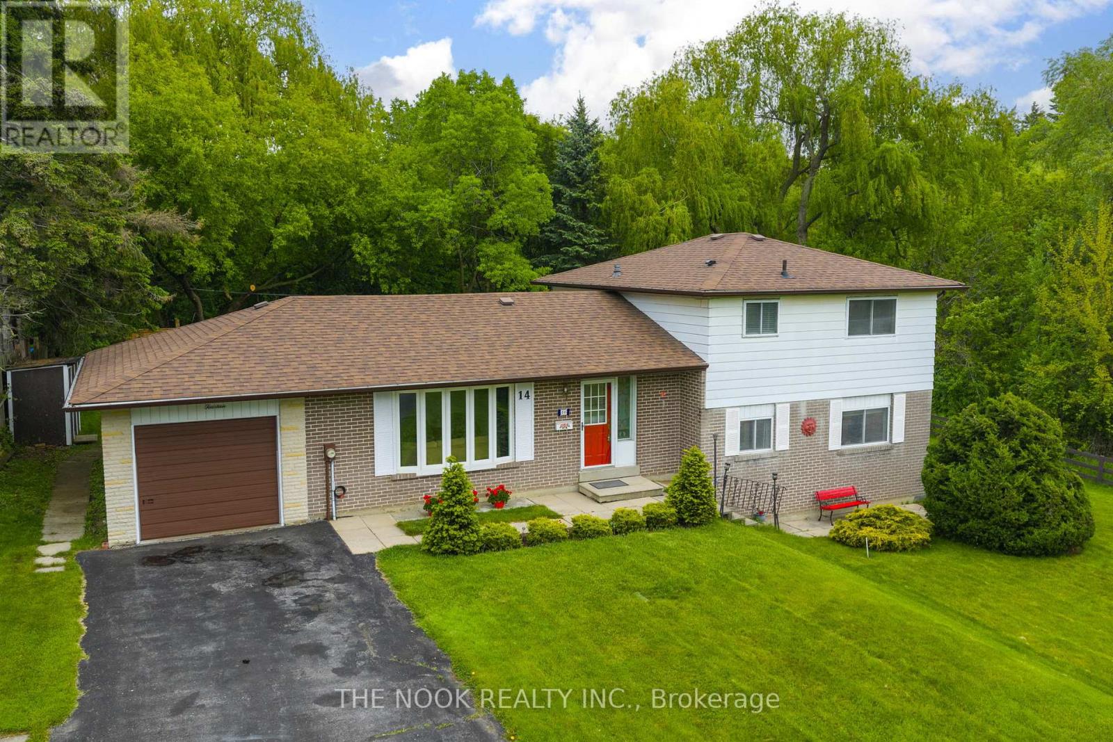 14 Carwin Crescent, Ajax, Ontario  L1S 6G6 - Photo 3 - E12191068