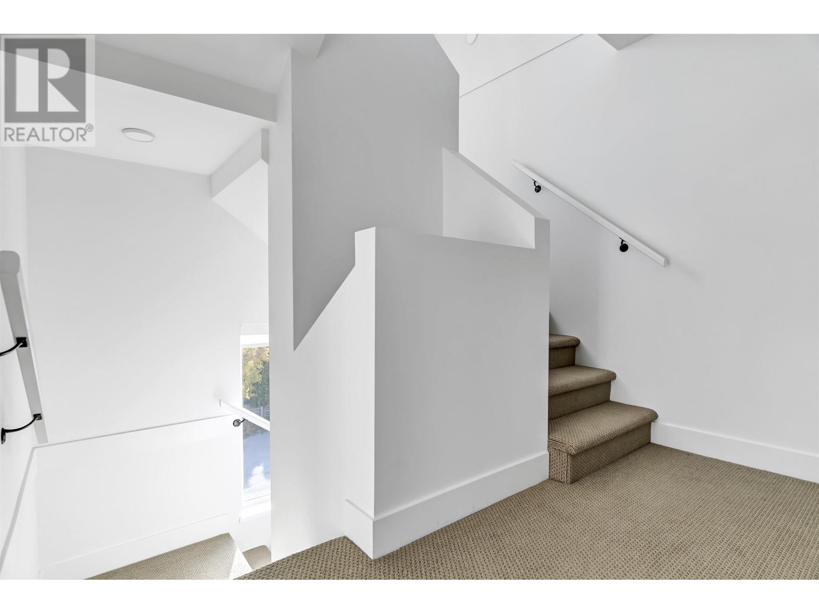 114 1306 Laval Square, Coquitlam, British Columbia  V3K 2E3 - Photo 11 - R3008247