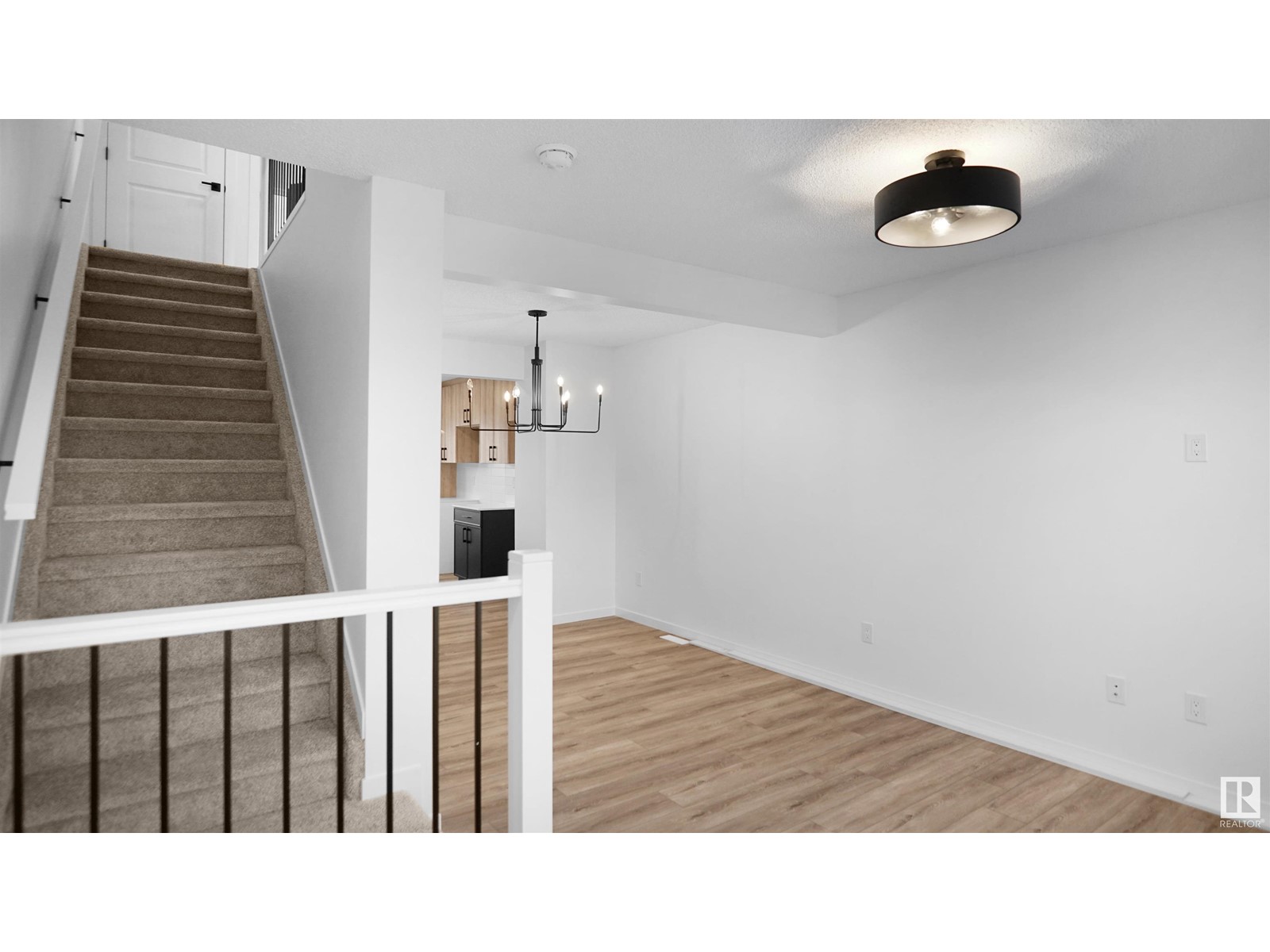 Property at #32 525 Secord BV NW image 1