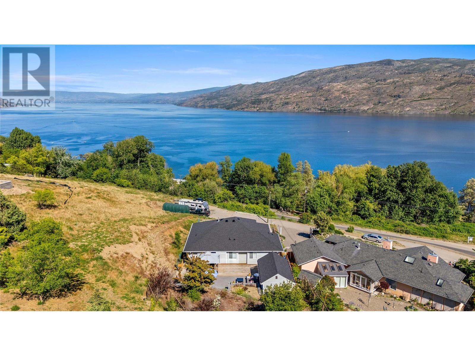Property at 4622 Princeton Avenue image 4