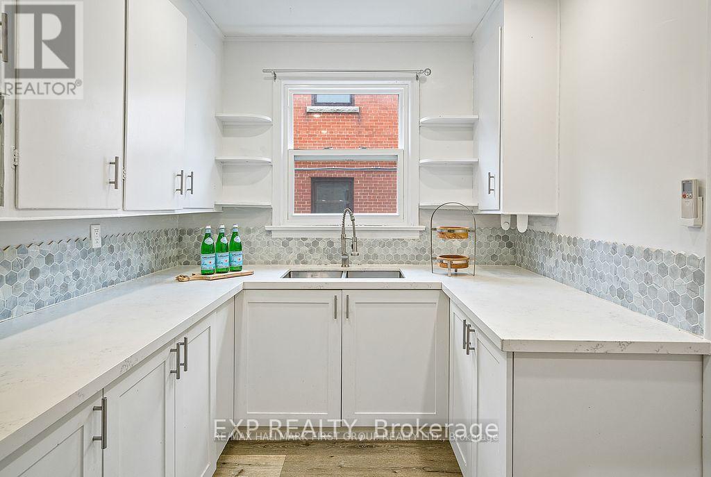 28 Gale Crescent, St. Catharines (E. Chester), Ontario  L2R 3K9 - Photo 11 - X12191013