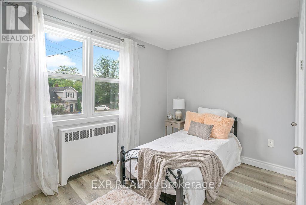 28 Gale Crescent, St. Catharines (E. Chester), Ontario  L2R 3K9 - Photo 14 - X12191013