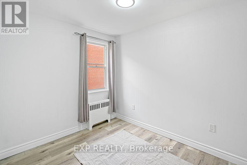 28 Gale Crescent, St. Catharines, Ontario  L2R 3K9 - Photo 15 - X12191013