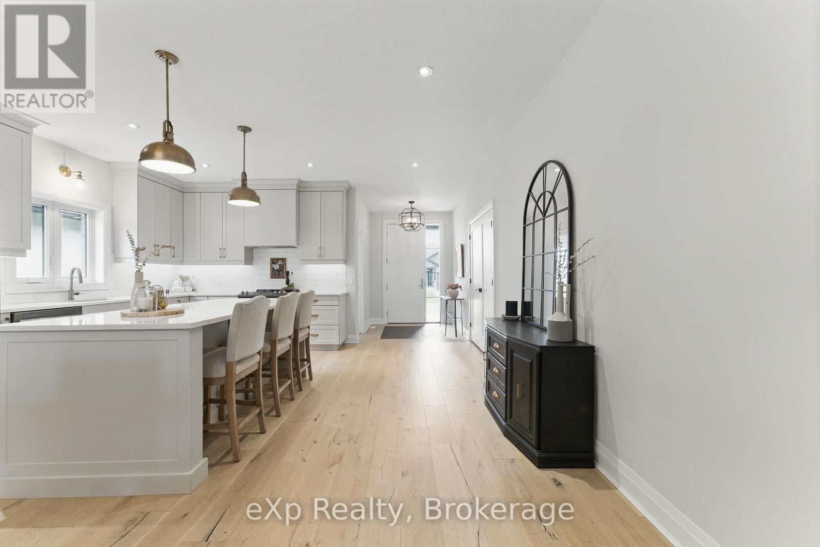 87 Orr Street, Stratford, Ontario  N5A 0H7 - Photo 11 - X12191045