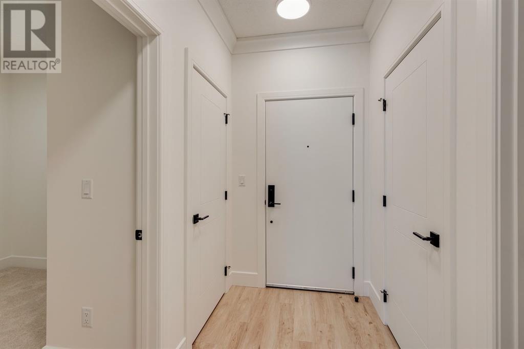 Property at 214, 370 Dieppe Drive SW image 4
