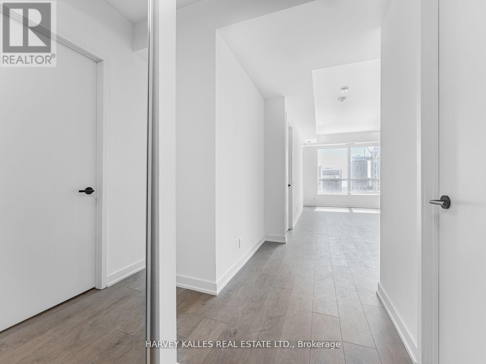 4807 - 108 Peter Street, Toronto, Ontario  M5V 0W2 - Photo 6 - C12191036