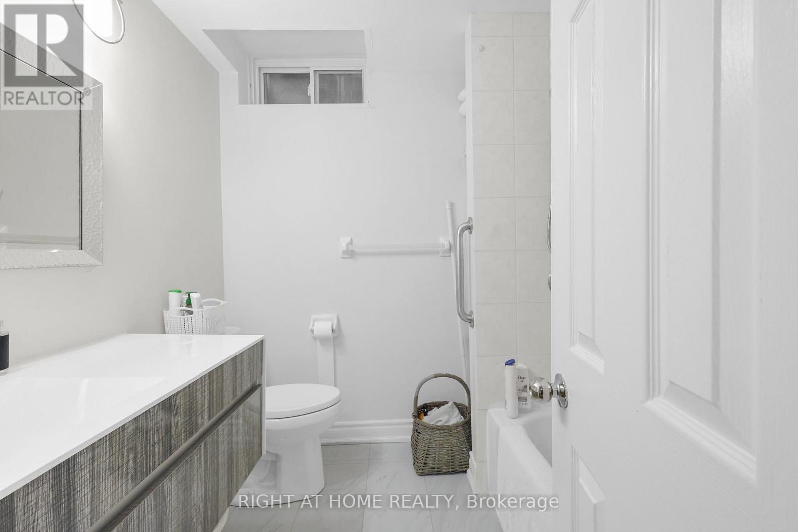 21 Spragg Circle, Markham, Ontario  L3P 5W1 - Photo 32 - N12191029