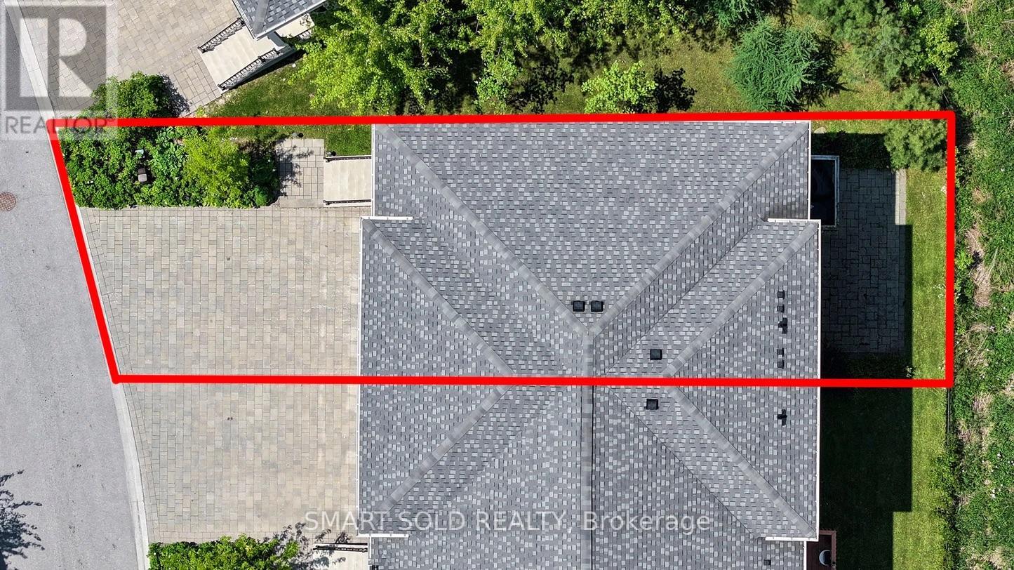 29 Plowman Lane, Richmond Hill, Ontario  L4S 0G4 - Photo 4 - N12191033