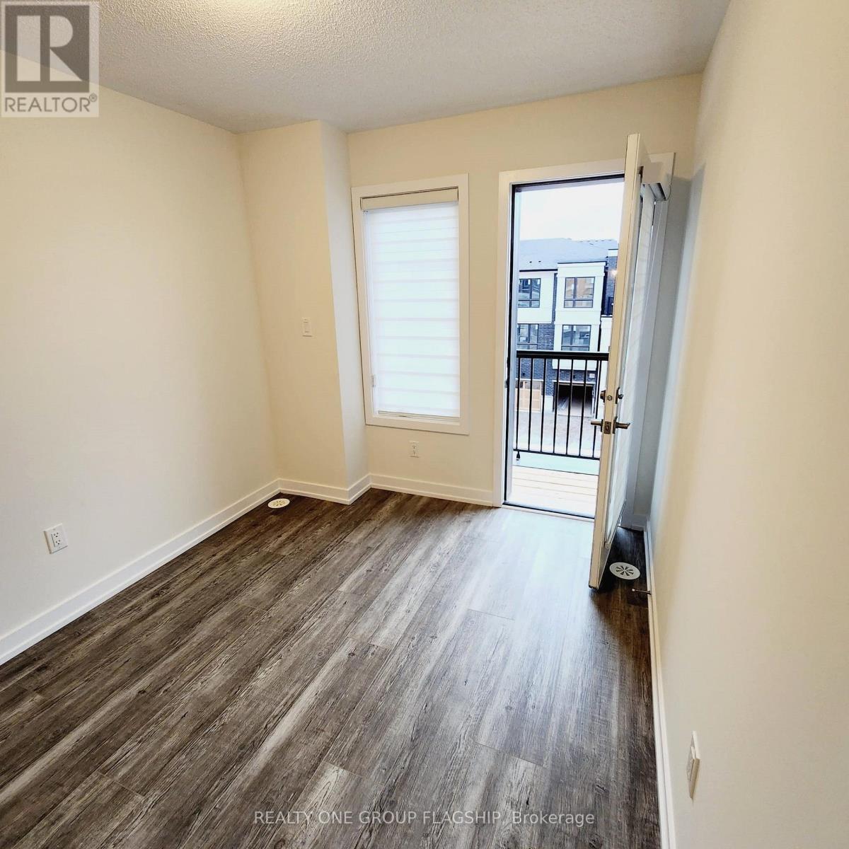 1321 Shevchenko Boulevard, Oakville, Ontario  L6M 4L8 - Photo 22 - W12191025