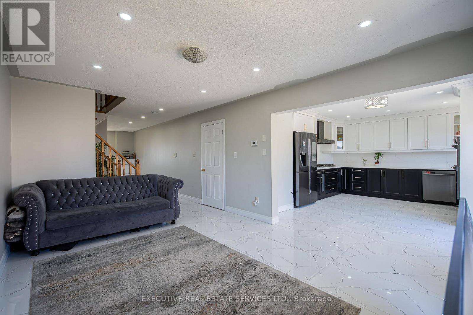 3 Deforest Drive, Brampton, Ontario  L7A 2Y3 - Photo 13 - W12191052