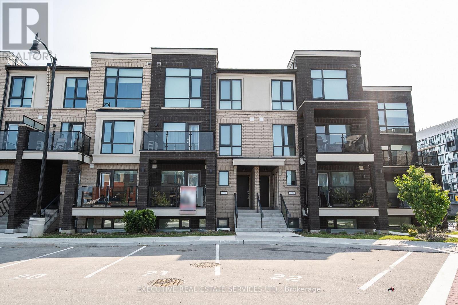 Property at 18 - 175 VETERANS DRIVE image 3
